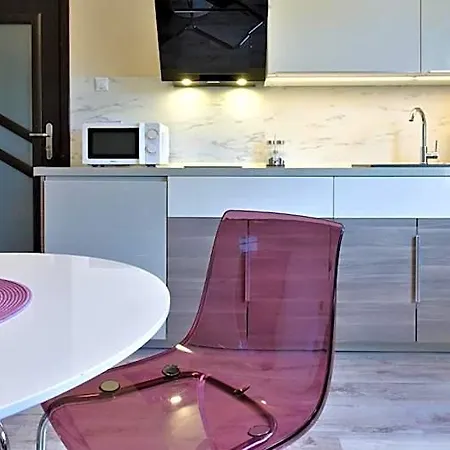 Lc & Z57 Apart-hotel 3*
