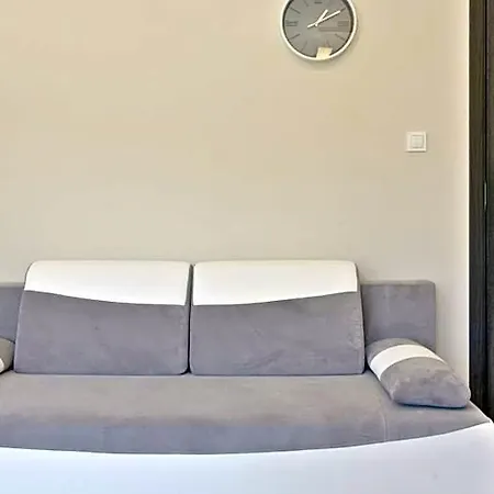 Lc & Z57 Apart-hotel