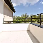 Lc Pokoje&apartamenty Z57 Hotel apartamentowy 3*